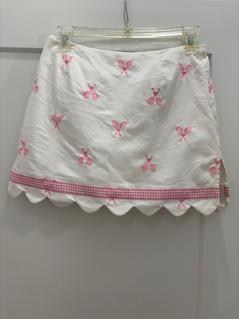 Lilly Pulitzer White Tennis Skirt Embroidered with Pink Tennis Rackets; 0 Petite